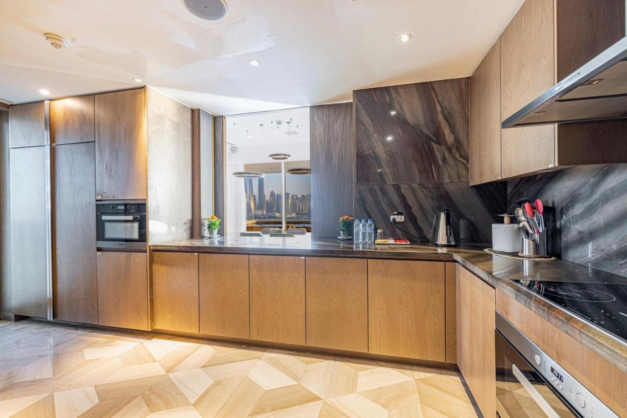 Five Palm Luxury Penthouse Full Marina View & Private Pool Hotel Dubai Buitenkant foto