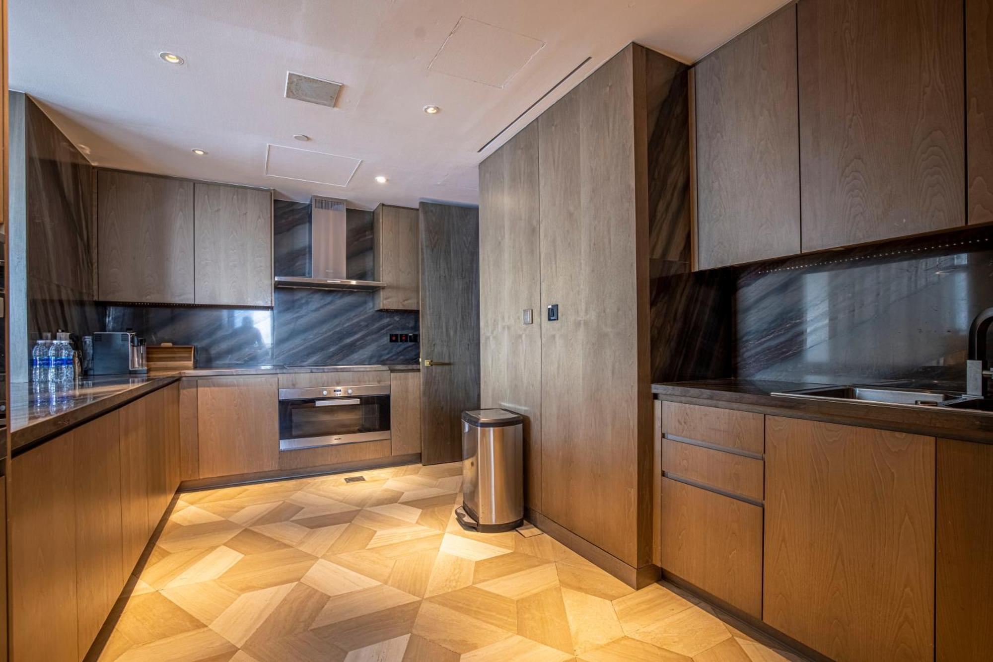 Five Palm Luxury Penthouse Full Marina View & Private Pool Hotel Dubai Buitenkant foto